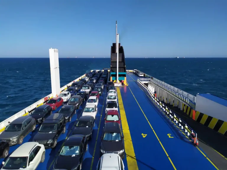 Bateau ferry : comment ça marche et comment se passe une traversée