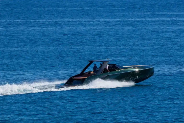Bateau Lamborghini : tout savoir sur le Tecnomar 63