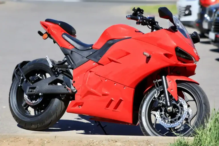 Moto sportive d&rsquo;occasion : repérer celle qui a souffert